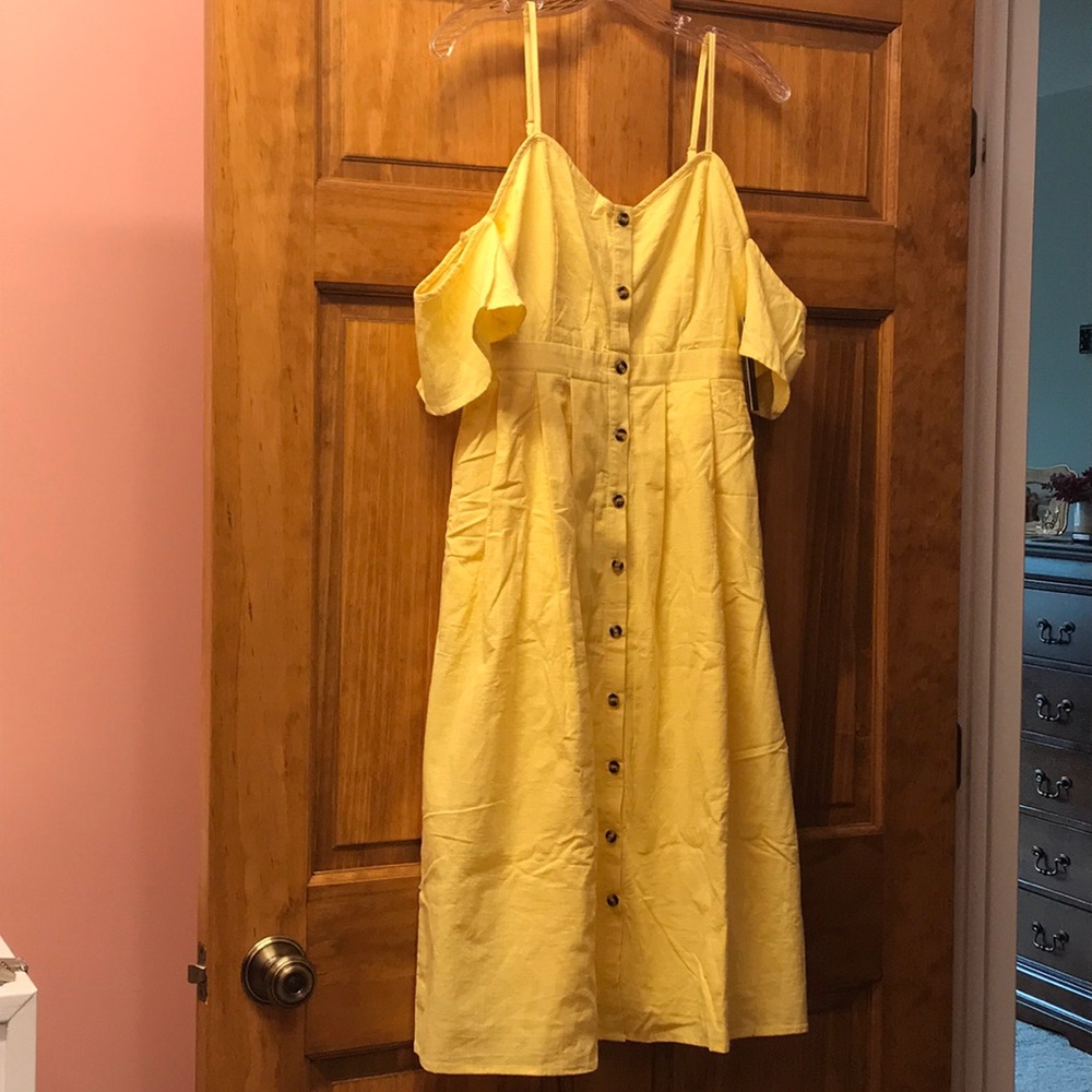 Lulus yellow off the shoulder sun dress